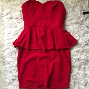 [CHARLOTEE RUSSE] Red Peplum Dress